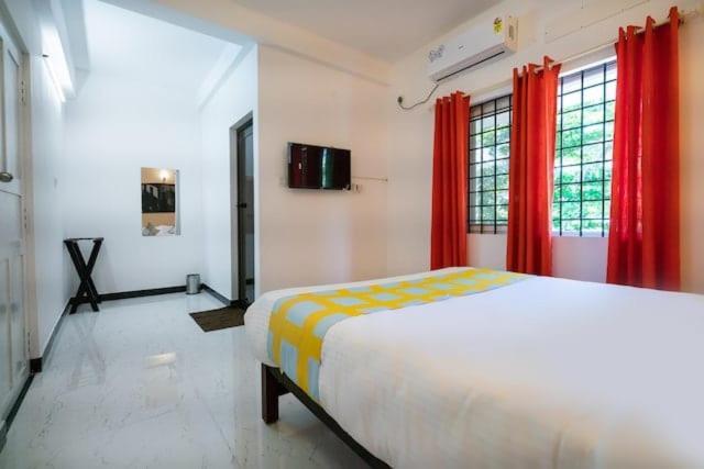 Solo Ace Hotel Kochi Exterior photo